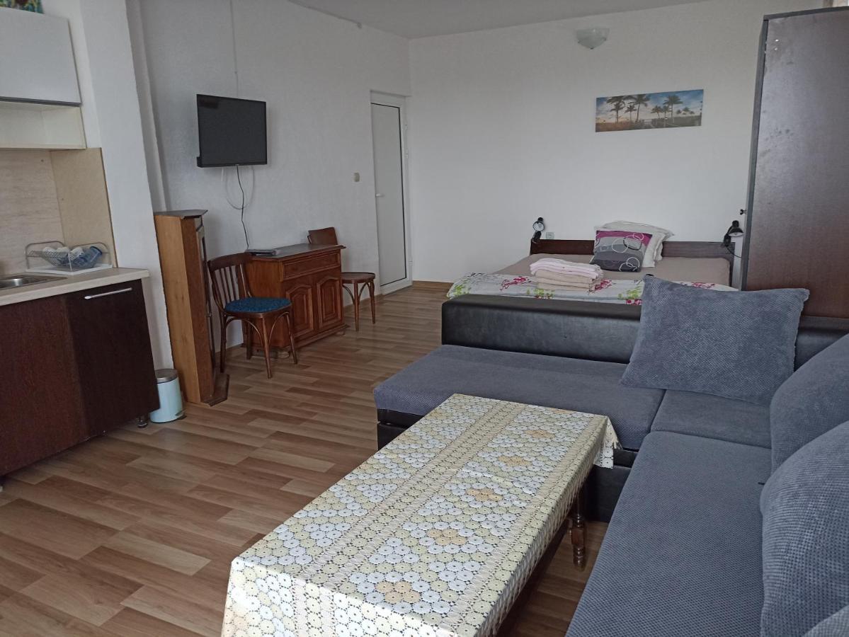 Apartamento Stai Za Gosti Bazdarovi Byala  Exterior foto
