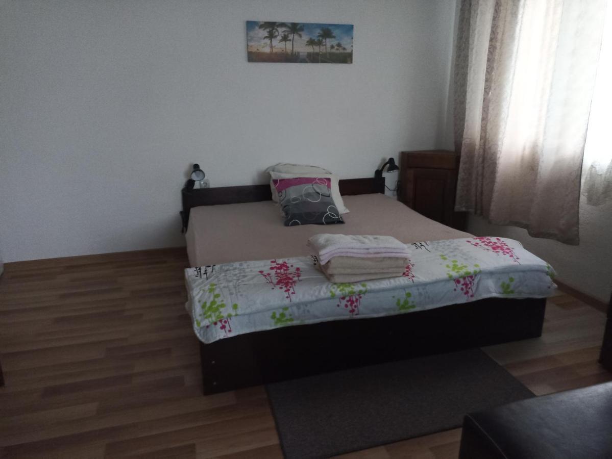 Apartamento Stai Za Gosti Bazdarovi Byala  Exterior foto
