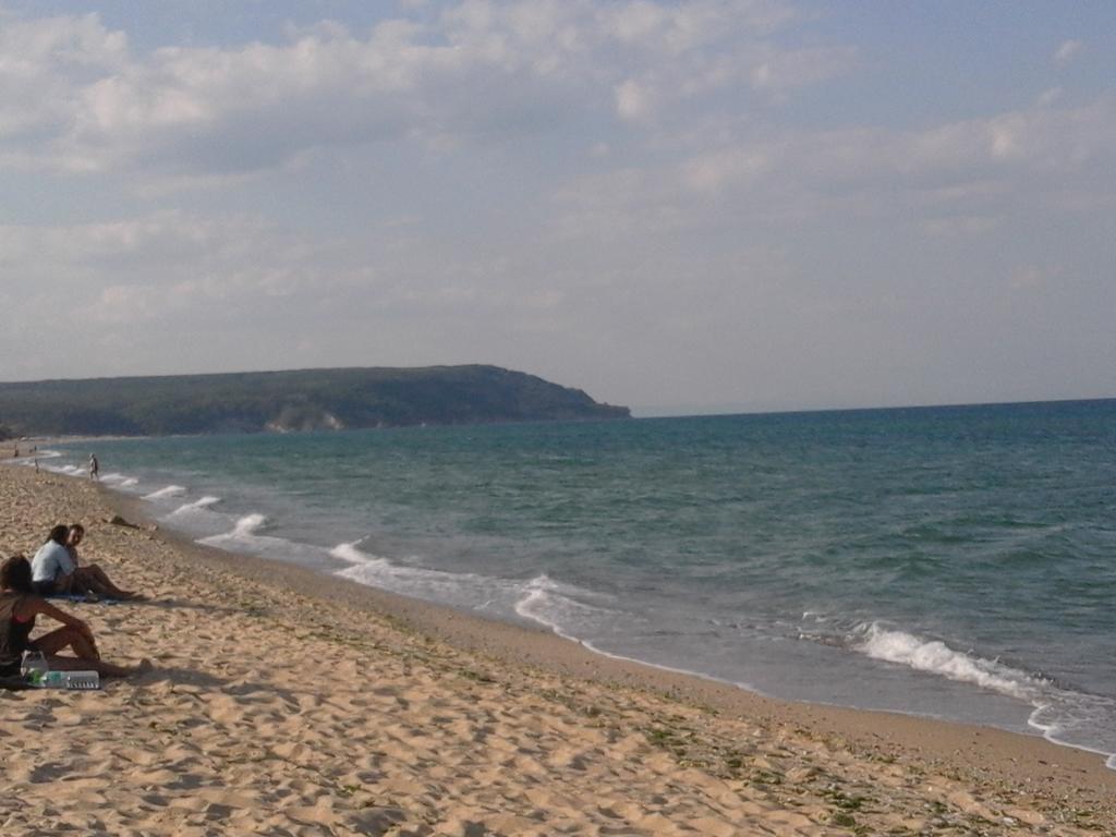 Apartamento Stai Za Gosti Bazdarovi Byala  Exterior foto